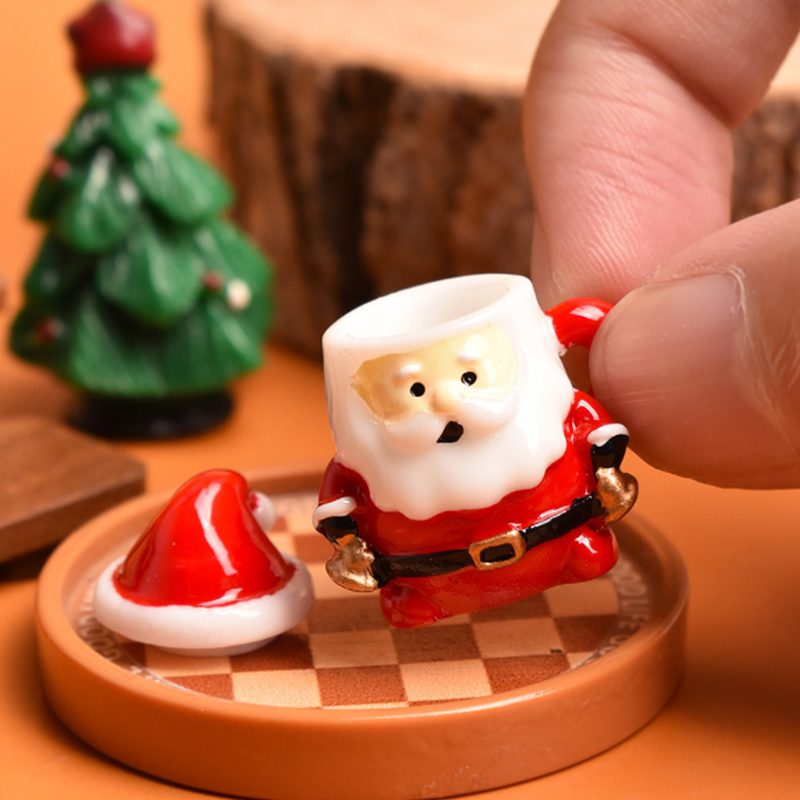Crafting Resin - Mini Santa Teacup Ornament - Resin
