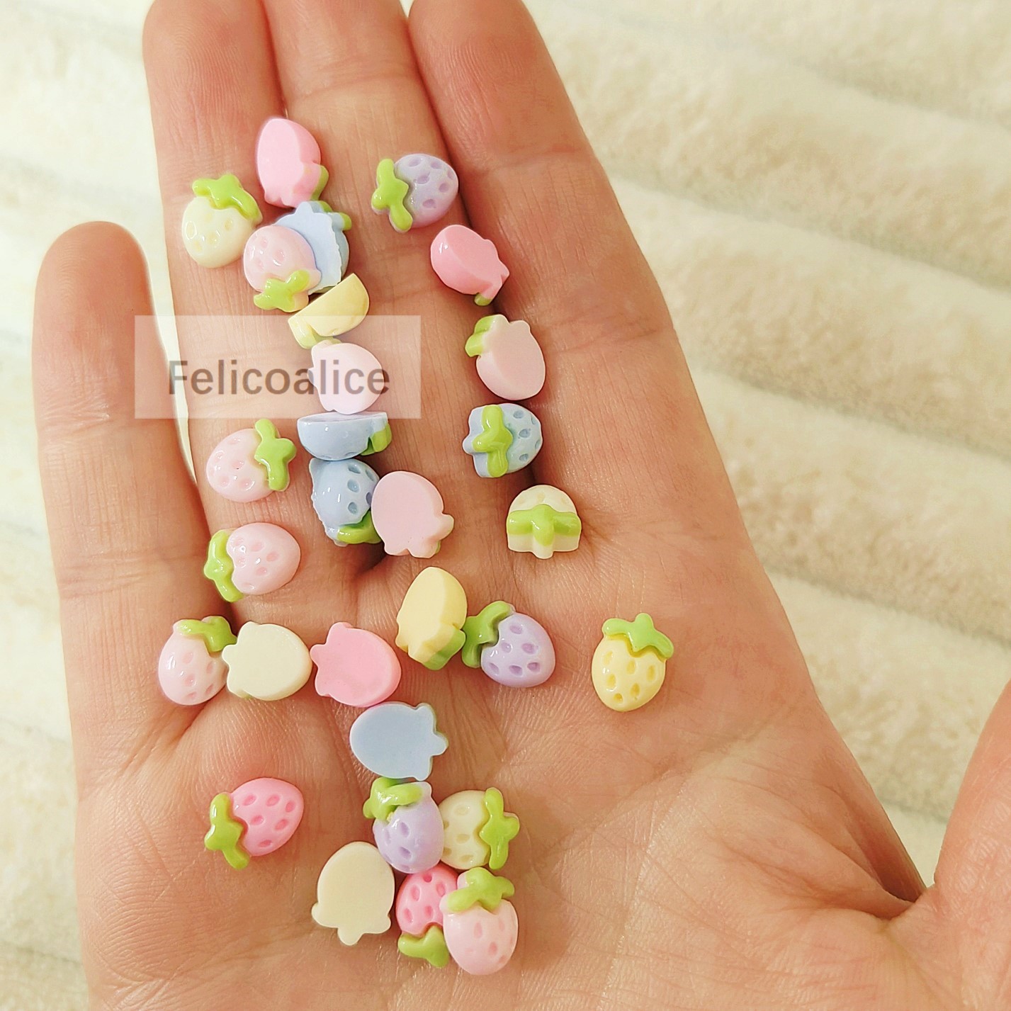 30Pcs New Cute Resin Mini Smal - Flower Preservation Resin 评论和价格
